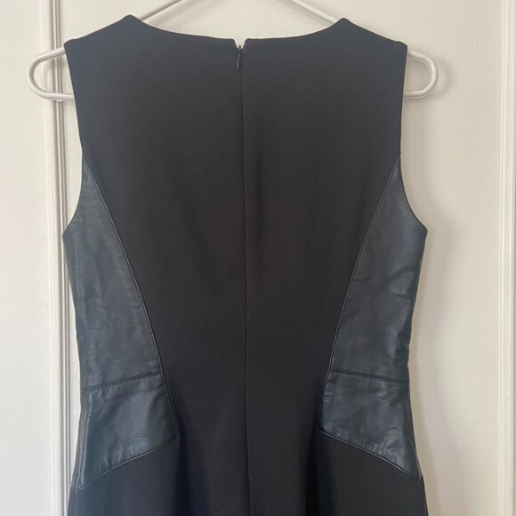 Lauren Ralph Lauren - Black Knee length dress with faux leather detail Size 6P - Picture 5 of 13